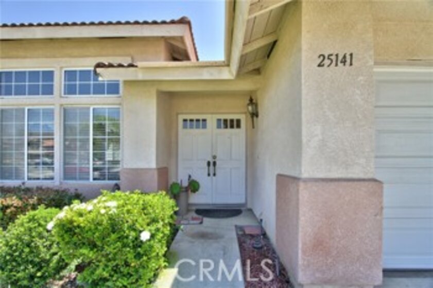 25141 Calle Viejo Photo